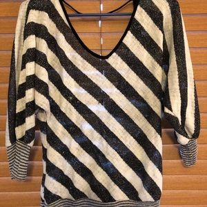 Daytrip Open Back shirt